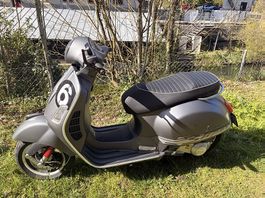 Vespa GTS Super 300 Sport