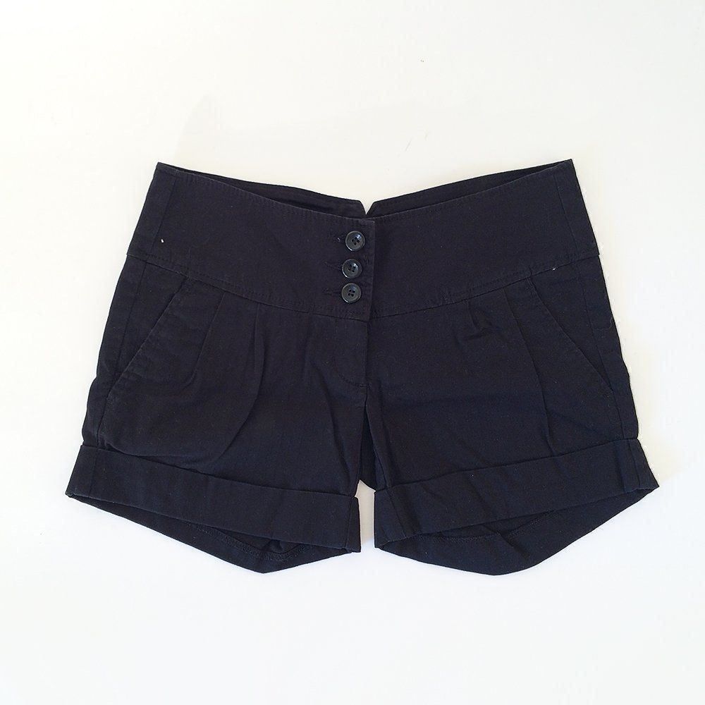 Hosen: AMISU Short Sommerhose kurze Hose – Neu (gemäss Beschreibung) aus Zürich von its-love