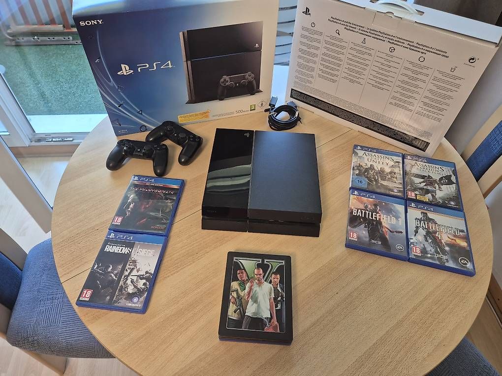 Console: PS4 - PlayStation 4 – Usato da Winterthur venduto da CroNec