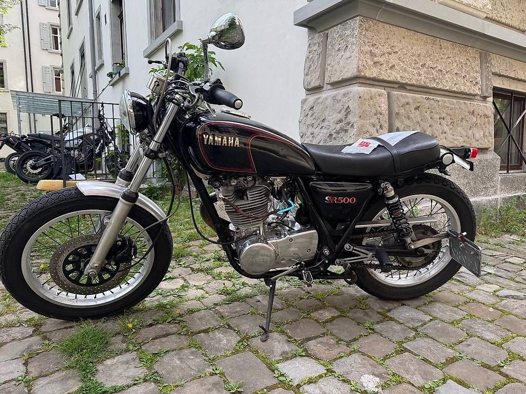 Strada: Yamaha SR 500 Custom – Usato da St. Gallen venduto da elenacarrera