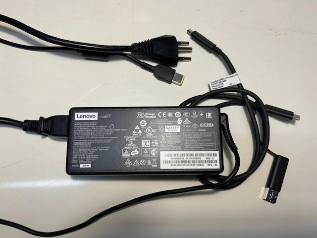 Lenovo Docking station: Lenovo ThinkPad Docking Station 40 AF Hybrid USB-C – Usato da Spiez venduto da fikus69 3