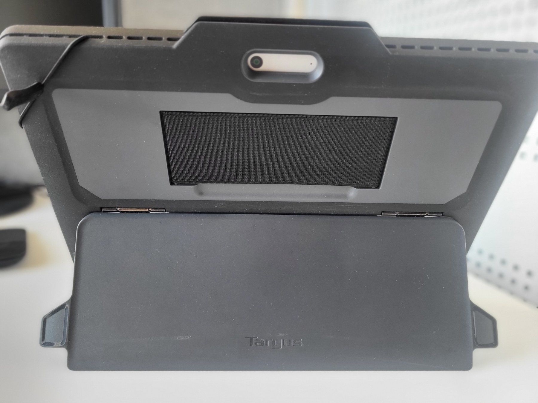 Microsoft Notebook: Microsoft Surface Pro 8 + Mouse Arc et chargeur, super état – Usato da Cheseaux-sur-Lausanne venduto da Armani7 4