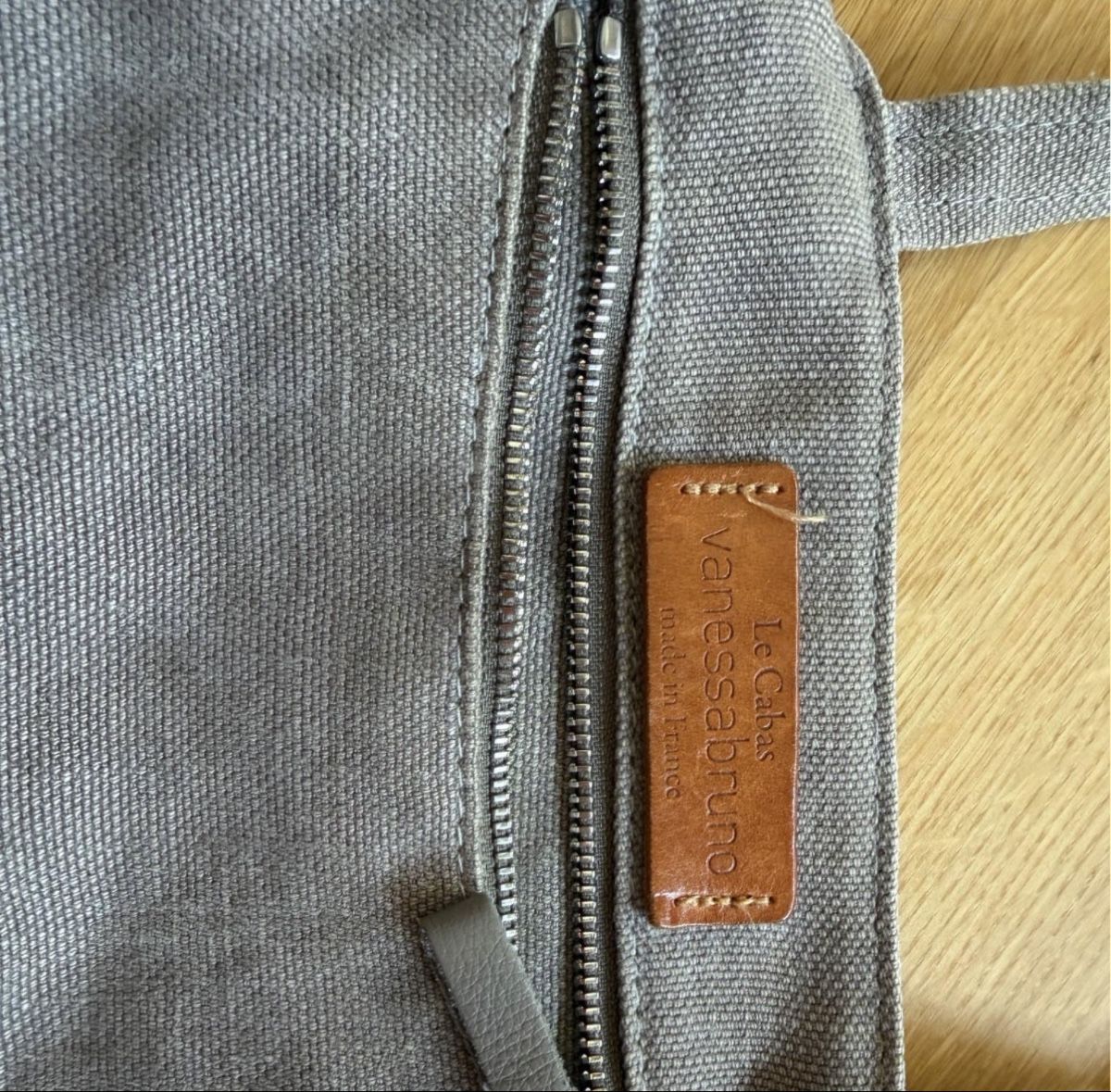 Vanessa Bruno Borse da donna: Sac Vanessa Bruno en lin  – Usato da Lausanne venduto da Meganelausanne 4