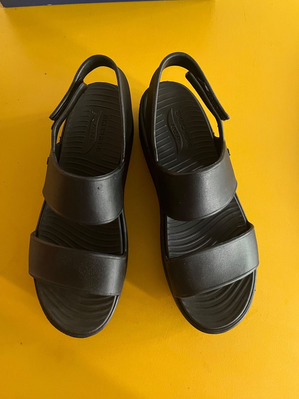 Skechers Damenschuhe: Sandales Sketchers p.40 – Neu (gemäss Beschreibung) aus Biel-Bienne von Doriskoloris