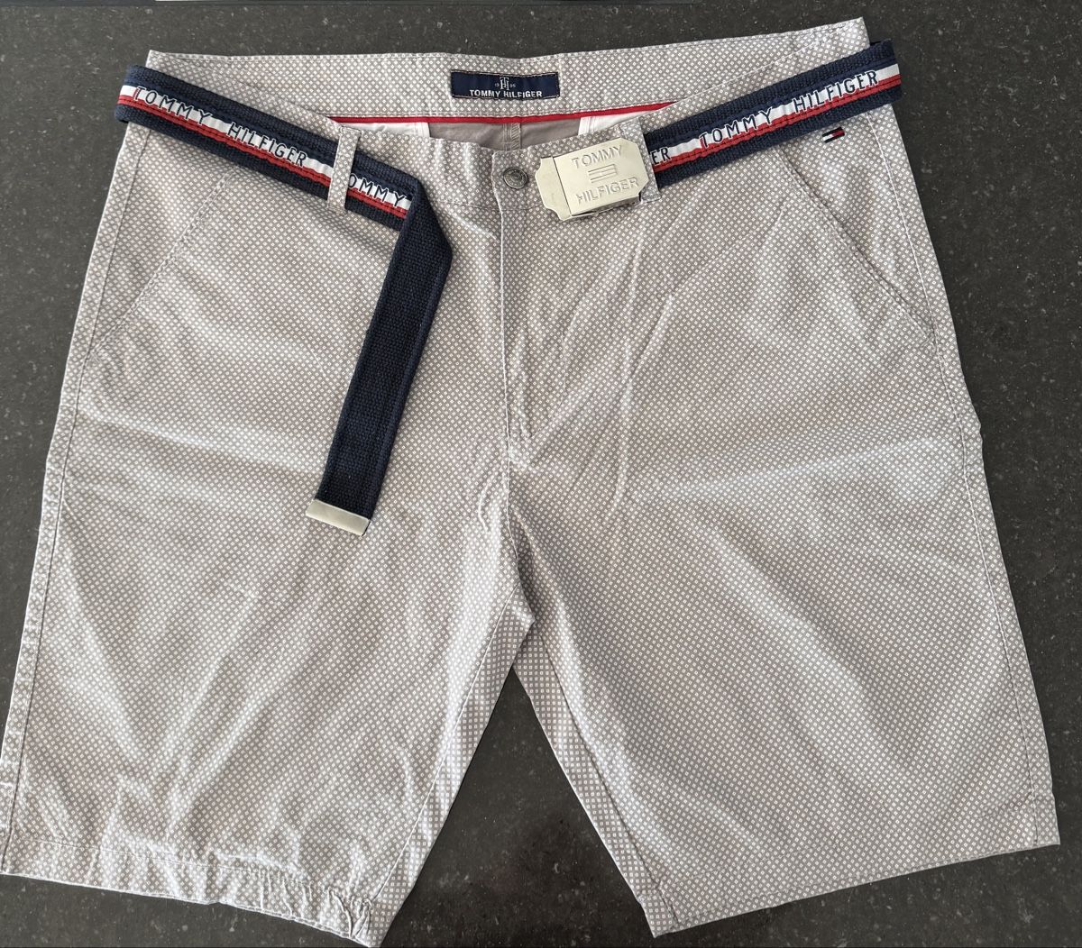 Pantalons: Kurze Herrenhose Gr. XL – Neuf (Voir description) à Adligenswil par Esthee