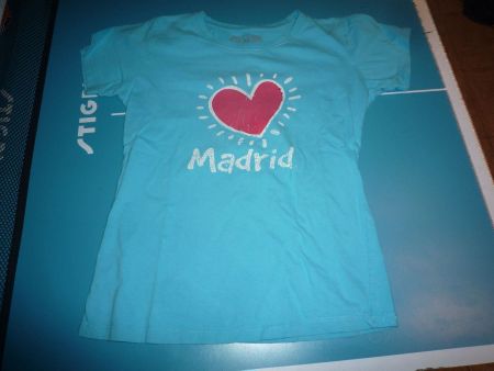 T-SHIRT