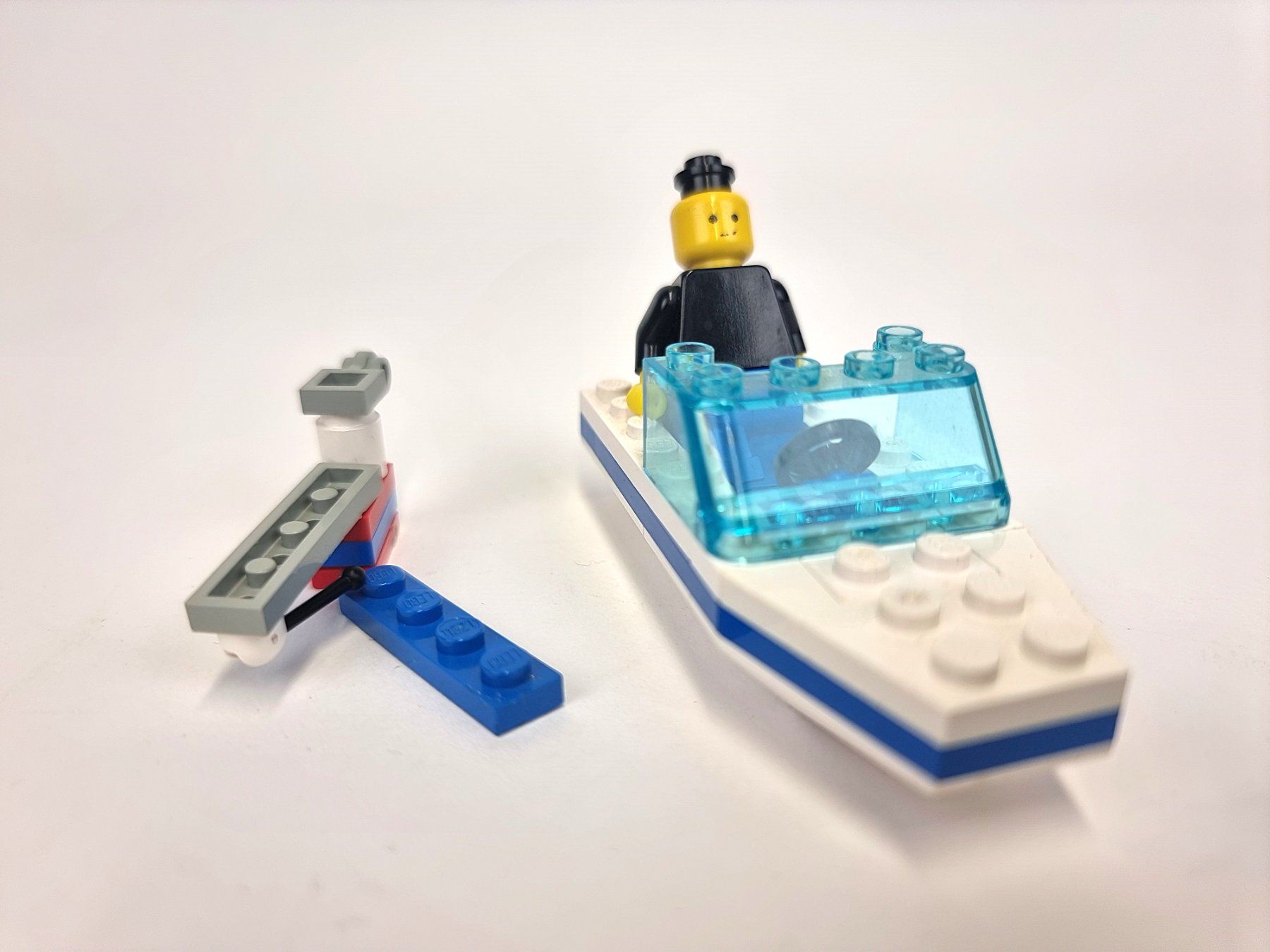 Lego Giocattoli: Lego- Set 6698 RV with Speedboat – Usato da Urtenen-Schönbühl venduto da Restwert_Schoenbuehl 3