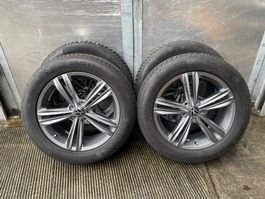 VW Tiguan AD1 235/55 R18 Winter 4 x 8mm 5NA 601 025 M