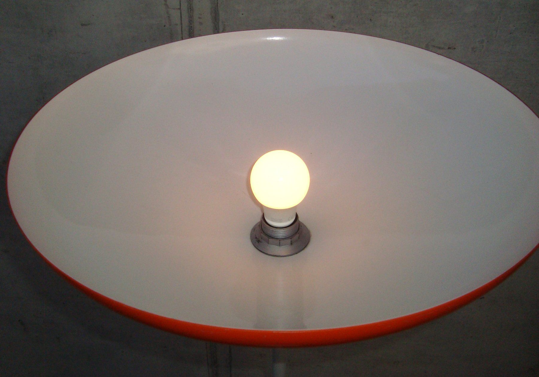 Lampade: Design Stehleuchte aus den 60igern – Usato da Oberdorf NW venduto da Lufao 4