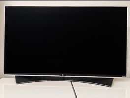 Smarter Fernseher sehr gepflegter