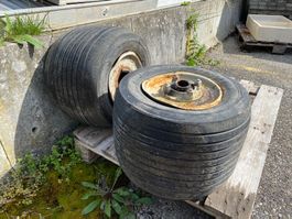 Vieux pneus
