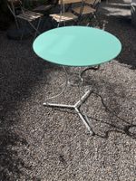 Alter runder Gartentisch, Vintage