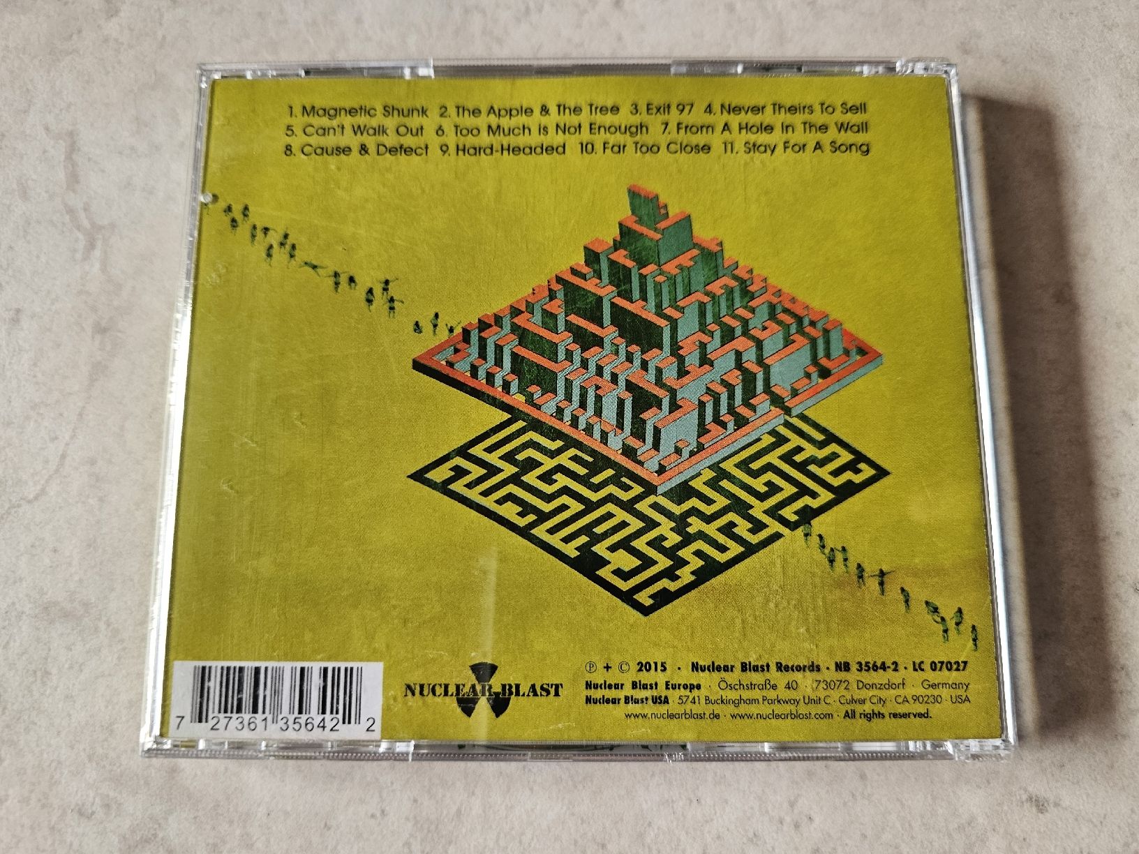 CD: Graveyard  -  Innocence & Decadence – Usato da Schneisingen venduto da backstore24 1