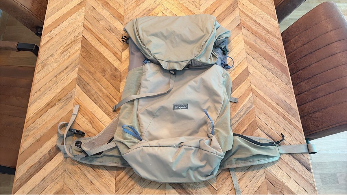 Patagonia Rucksäcke: Patagonia - Terravia Pack 28 - Wanderrucksack – Neu (gemäss Beschreibung) aus Zürich von mar_6sdk