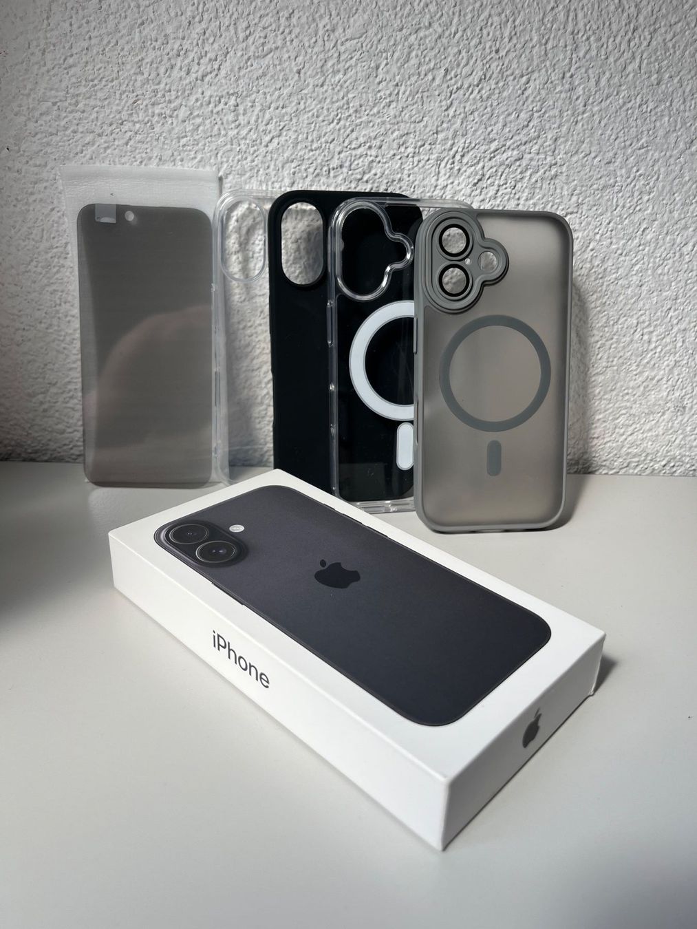 Apple Telefoni cellulari / Smartphones: Iphone 16 NEU – Nuovo e nell'imballaggio originale da Bern venduto da jan_2vny