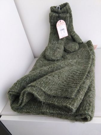 Winterduo: Schal und Handschuhe - NEU