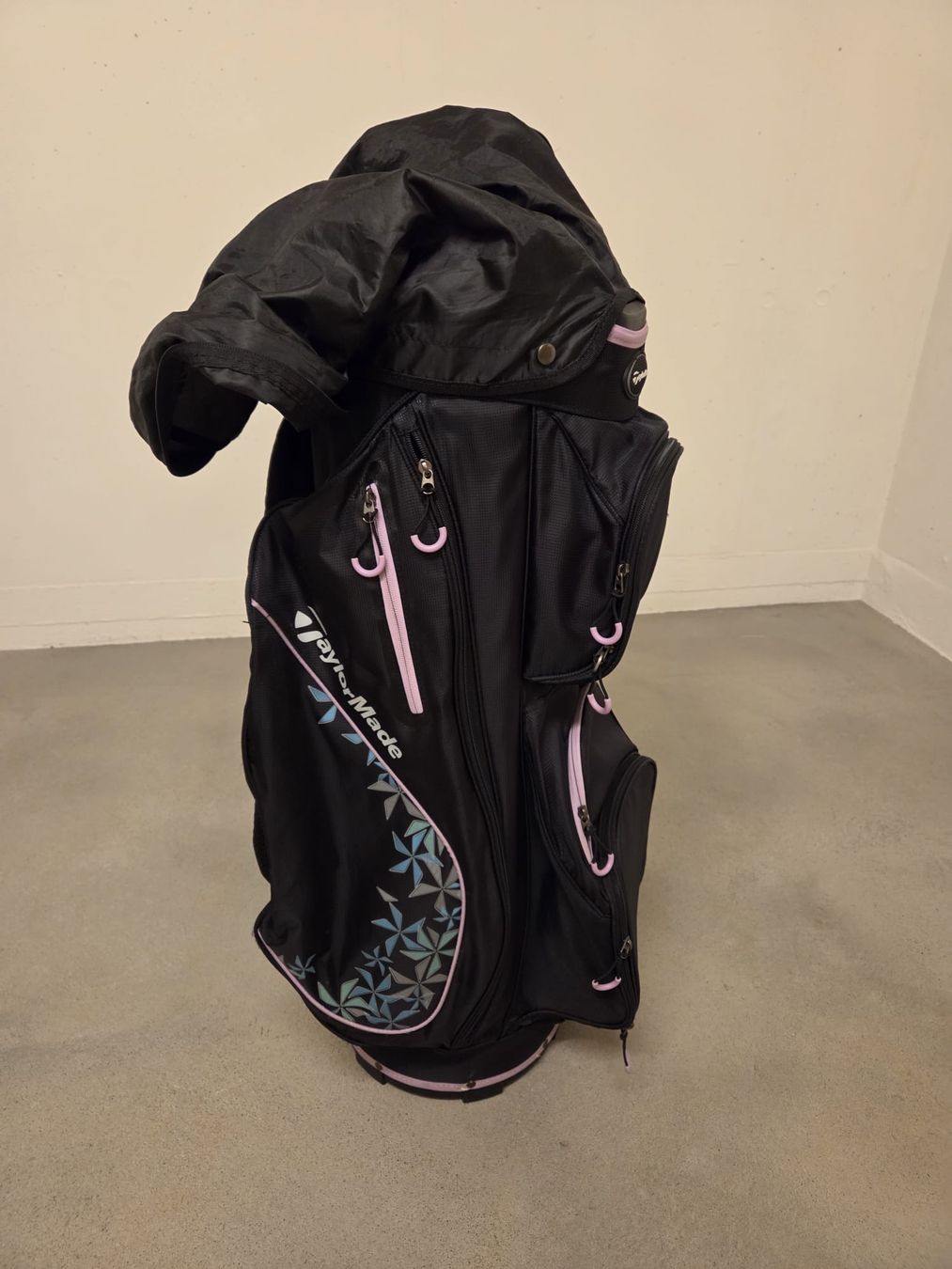 Borse da donna: Damen Golfbag gebraucht. – Usato da Altendorf venduto da chevro06