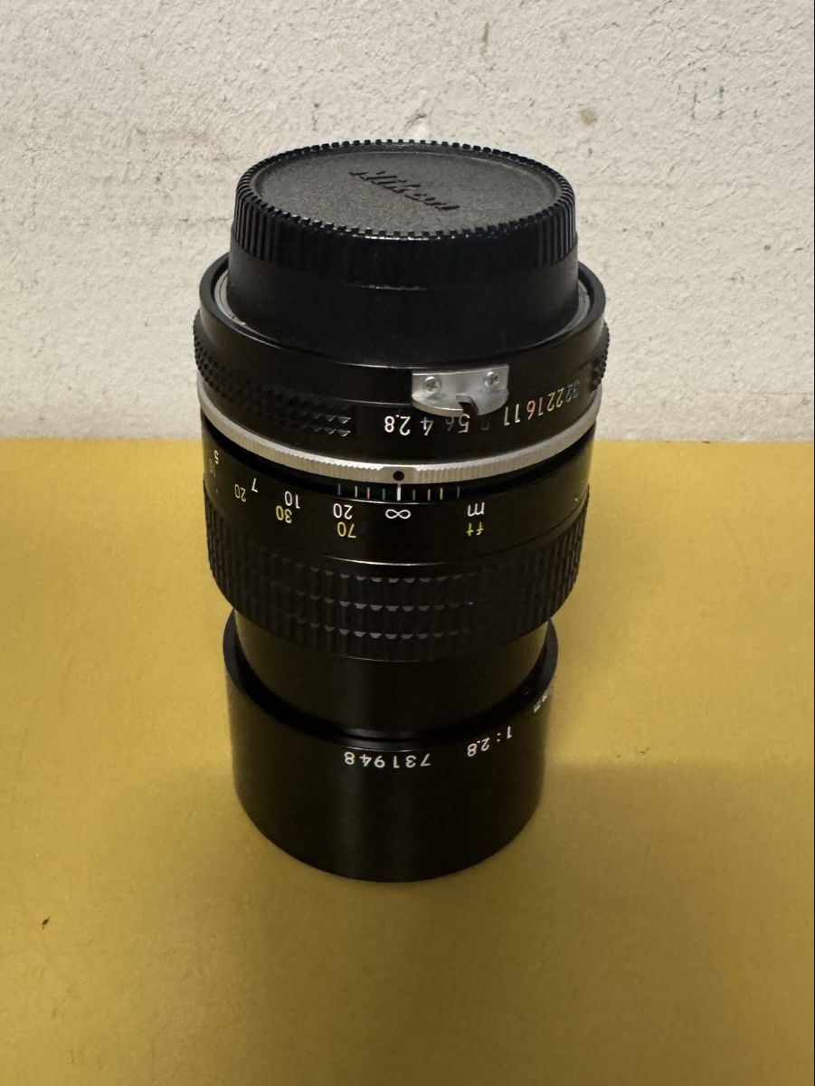 Nikon Obiettivi: Objektiv Nikon  – Usato da Schlieren venduto da Freundlich02
