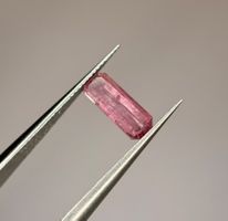 Ab 1 Fr. - 0.80 ct Turmalin Edelstein aus Afghanistan