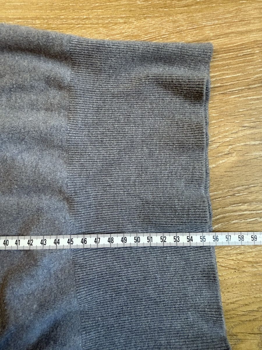 Zara Maglioni & Felpe: Pull maille col  en V gris Zara, t.36/S – Usato da Tavannes venduto da Thriftshop 5