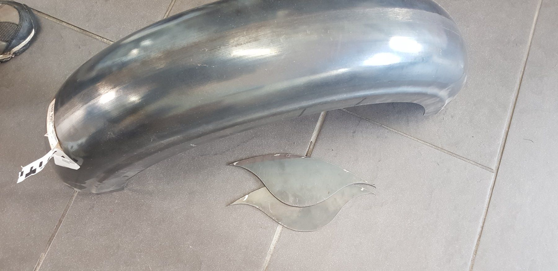 Tutti i ricambio per moto: Schutzblech Frontfender 16/18" roh – Nuovo (secondo la descrizione) da Lömmenschwil venduto da wla750 2