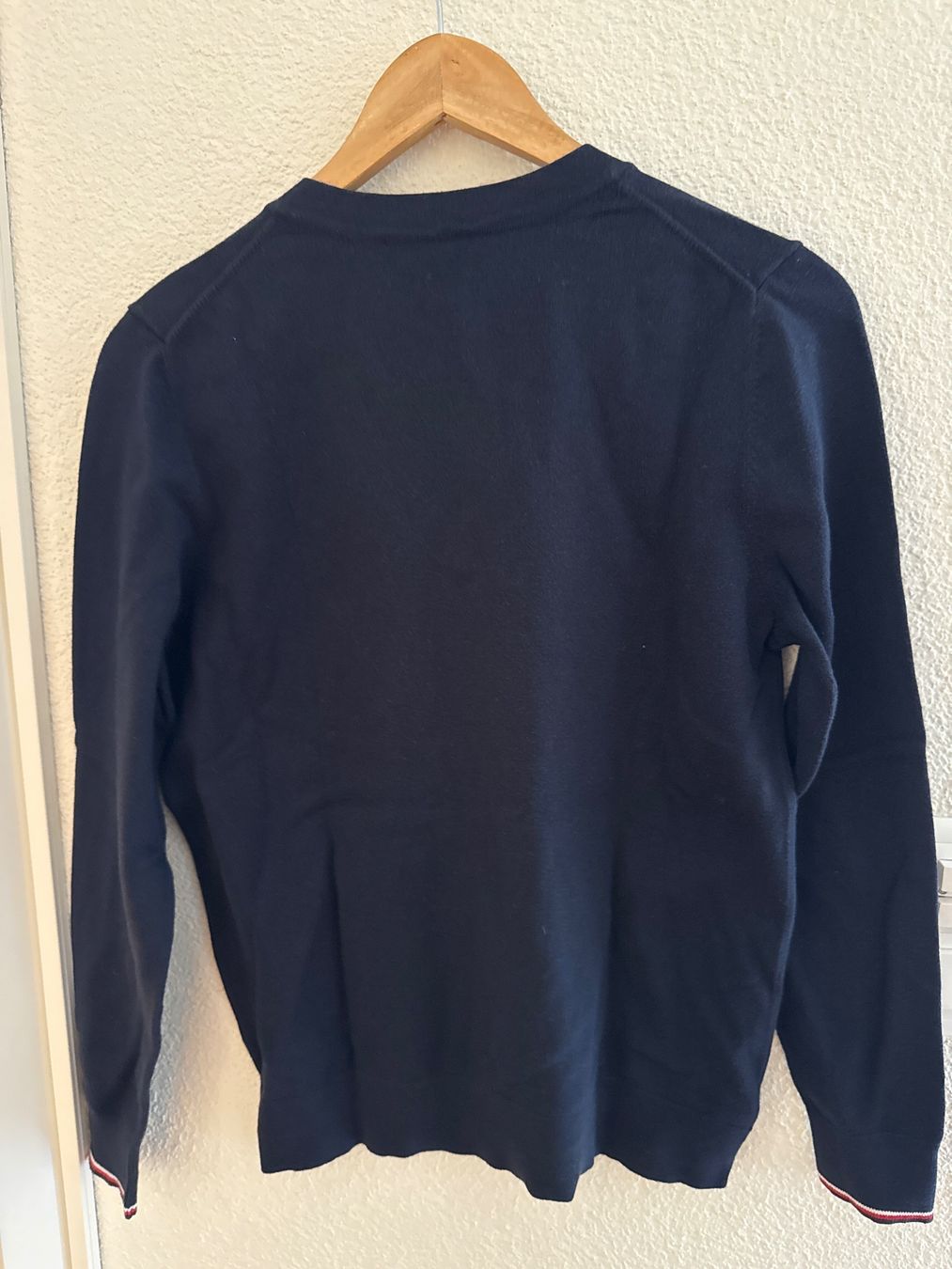 Tommy Hilfiger Maglioni & Felpe: Damen Pullover dunkelblau Tommy Hilfiger – Usato da Winkel venduto da Sommerwind02 1