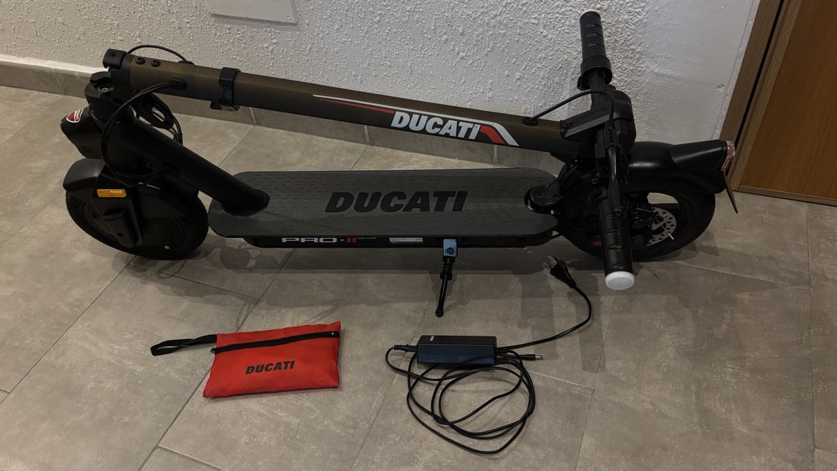 Ducati Scooters: Elektroroller Ducati – Gebraucht aus Binningen von Angelo110 2
