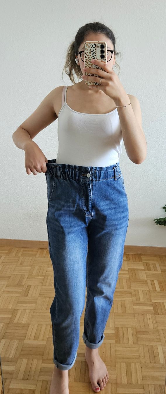 Jeans: Pantalon jean très confortable  – Neu (gemäss Beschreibung) aus Nyon von nay_y72c 3