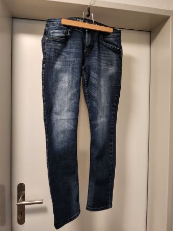 Damenjeans Gr. 36 v. C&A