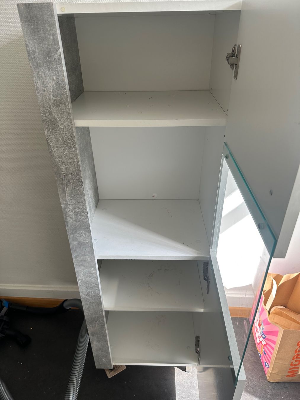Vetrine: Vitrinenschrank weiss – Usato da St. Gallen venduto da mar_c29s 2