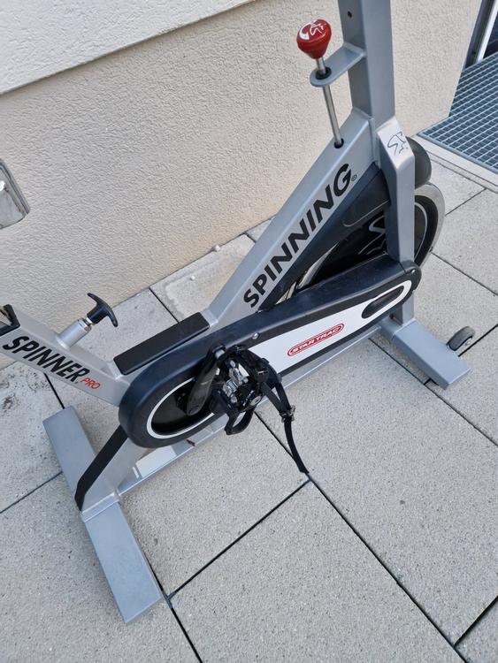spinning bike star trac spinner pro