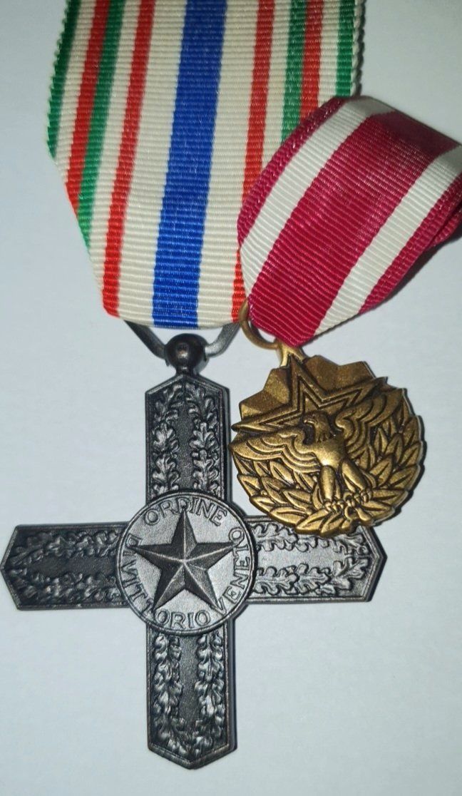 Medaillen: Croce Vittorio Veneto WW1 e Meritorious Service Medal – Gebraucht aus Pregassona von eld_st6b 2