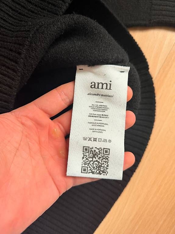 Pullover & Sweatshirts: Ami Paris Pullover  Schwarz, Grösse L – Gebraucht aus Aarau von naw_6zvr 2