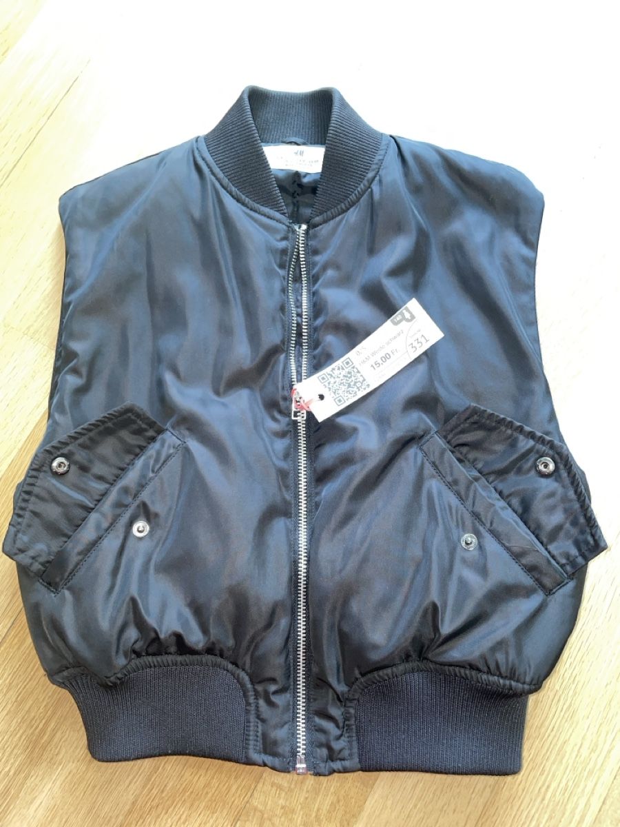 H&M Gilet & Giacche: Schwarze H&M Weste, Top Zustand – Usato da Rüfenacht BE venduto da Edinas_shop 1