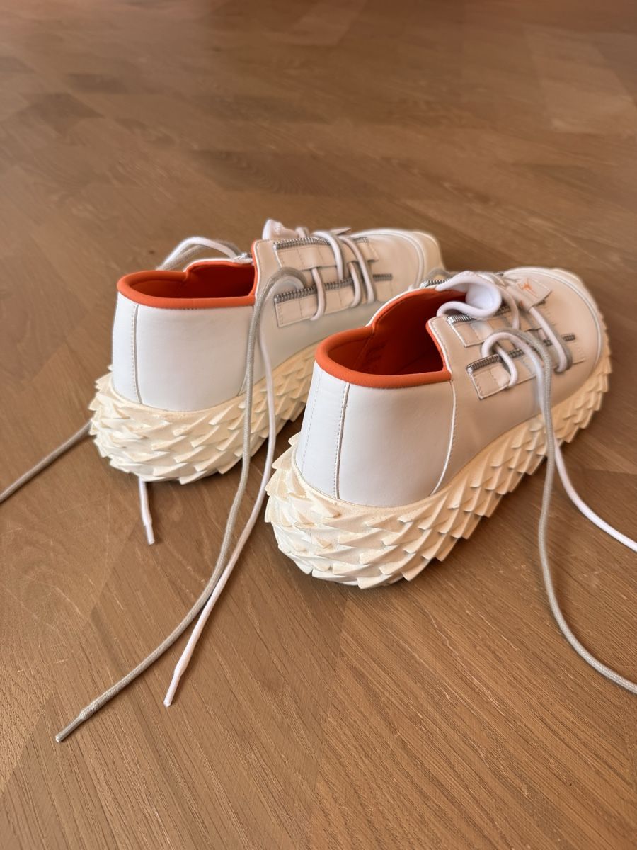 Zanotti Scarpe da uomo: Giuseppe zanotti urchin 44 – Nuovo (secondo la descrizione) da Neuchâtel venduto da jul_rq89 1