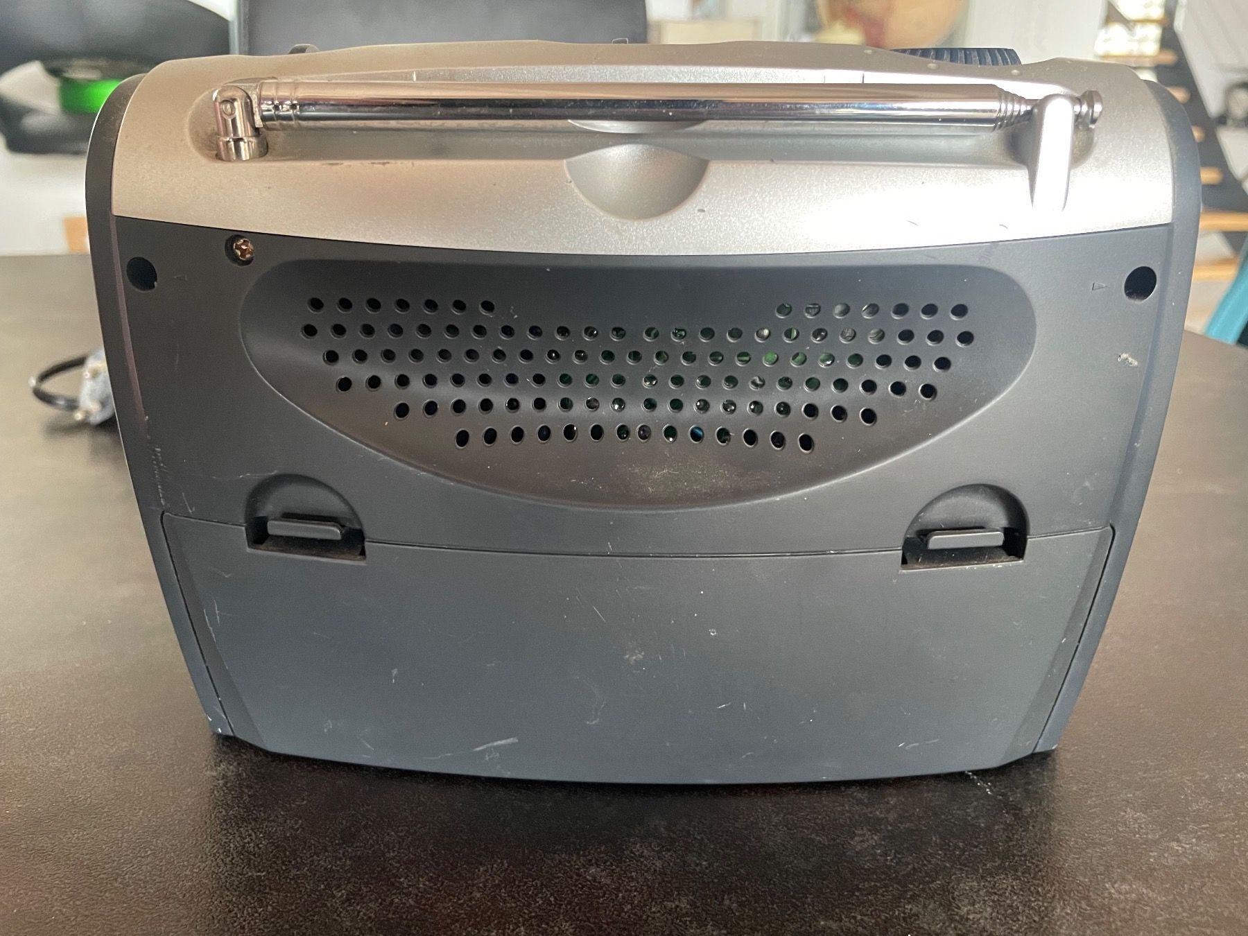 Philips Radio: Ancienne Radio Portable Philips AE2160 – Usato da Vallamand venduto da Bricbracbroc82 5