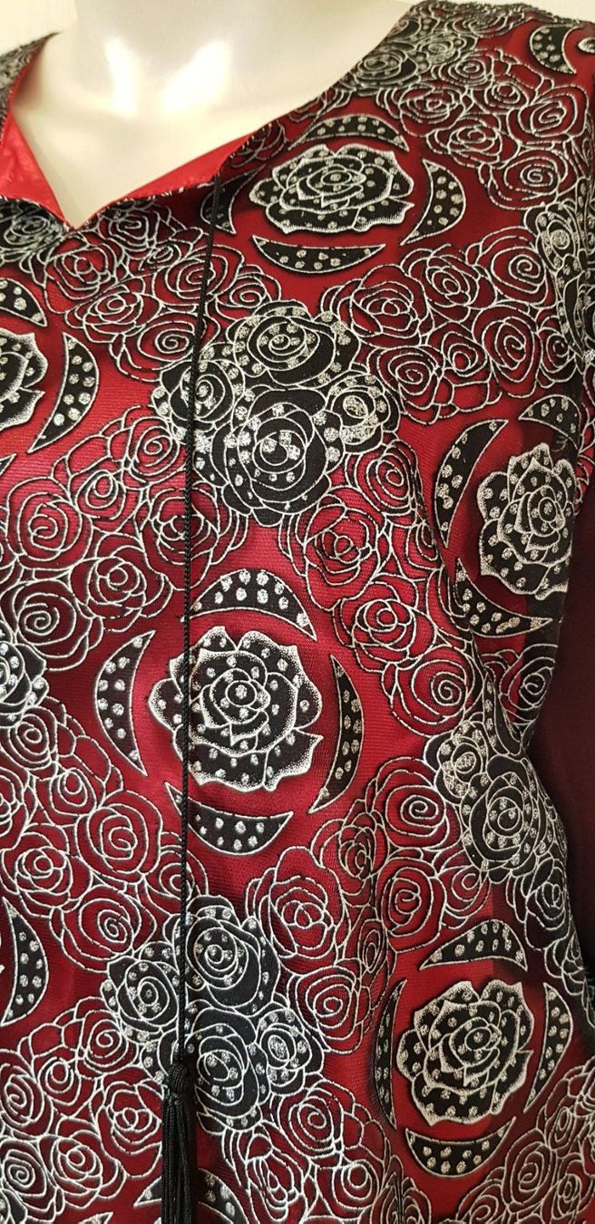 Vestiti: Kleid, orientalisch, Gr. 46 48 50 52 – Usato da Uster venduto da Astral 4