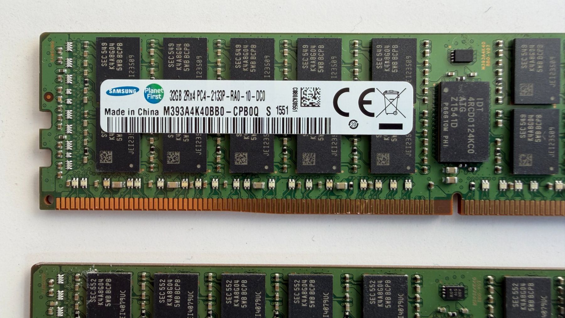 Hewlett Packard Memoria / RAM: 4 x Samsung 32GB 2Rx4 PC4-2133P, RDIMM, ECC – Usato da Huttwil venduto da Thoste 3