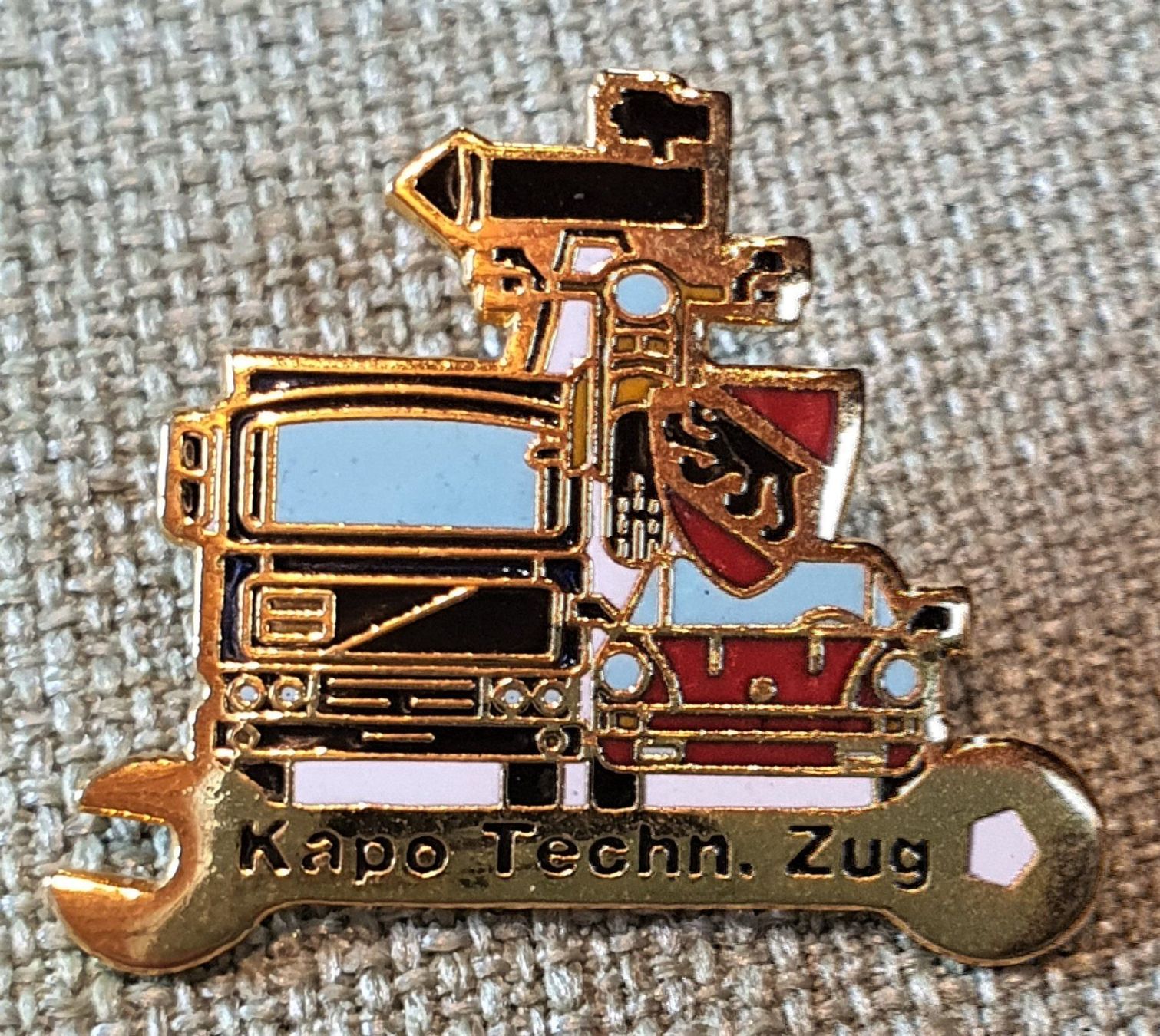 Placchette & Badge: E203 - Pin Kapo Technischer Zug Bern – Usato da Reinach BL venduto da Boston-Verkauf