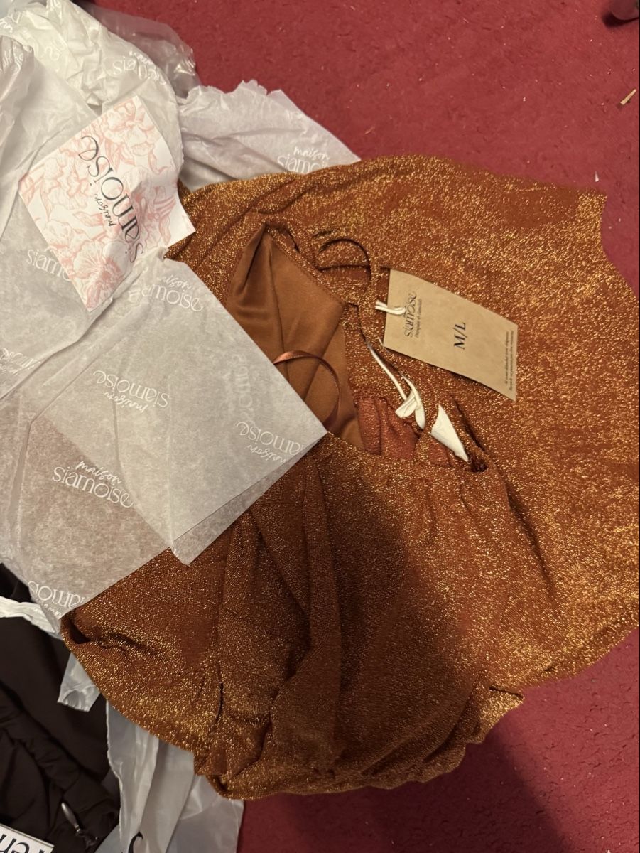 Lotti di vestiti: Kleider neu 15 stk.  – Nuovo (secondo la descrizione) da Schlieren venduto da Freundlich02 4