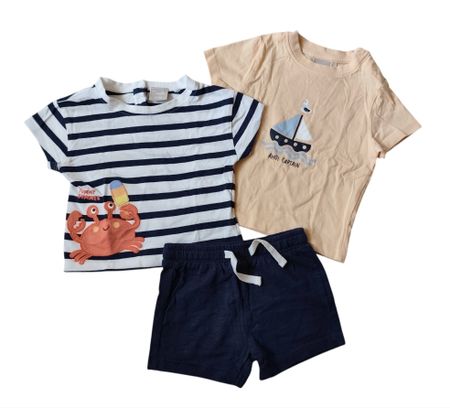 Süsses Sommer-Kleiderpaket Gr. 62 Junge