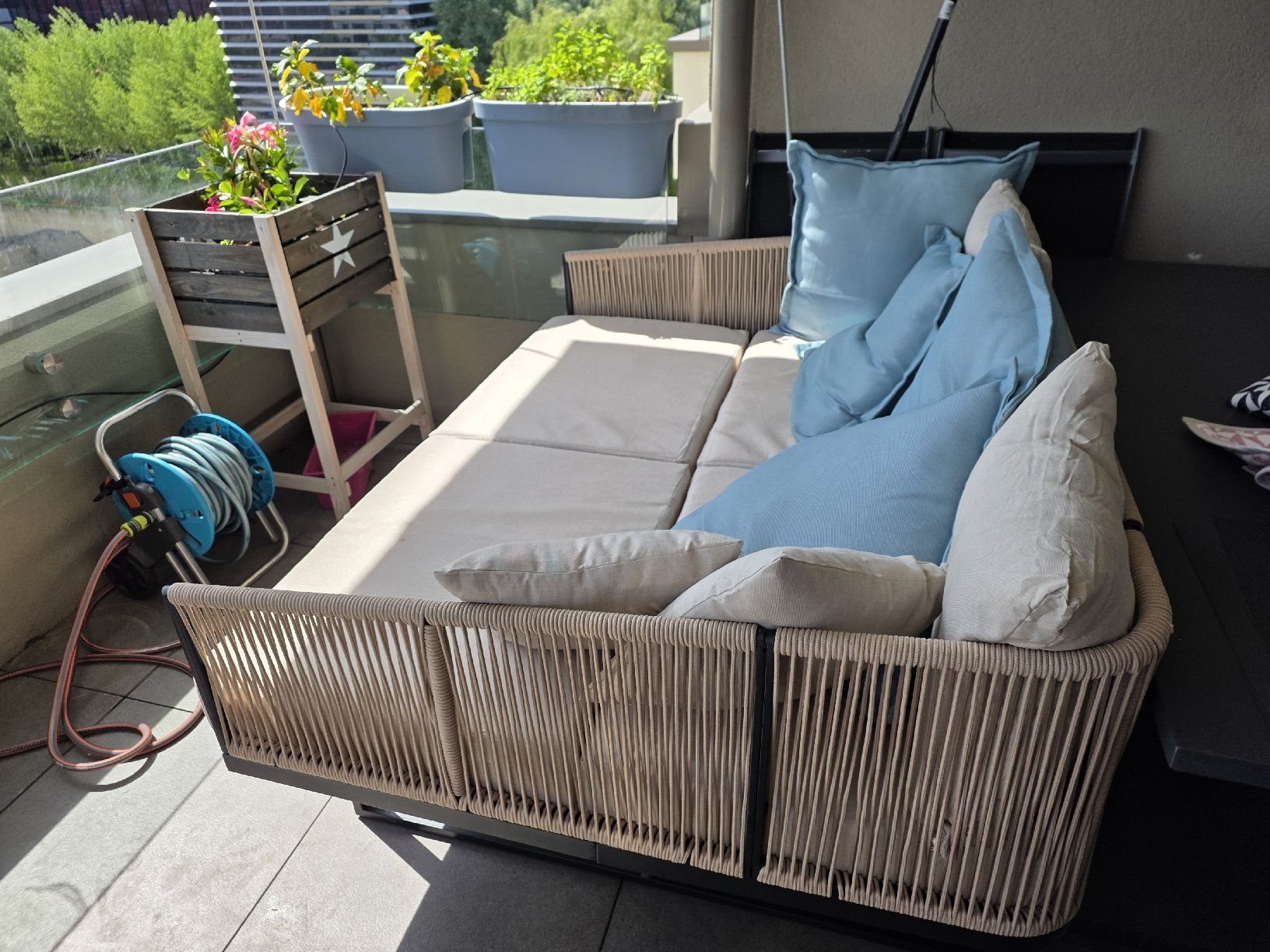 Sofas: gartenlounge neu! – Neuf (Voir description) à Glattpark(Opfikon) par MrsMoneypenny 1