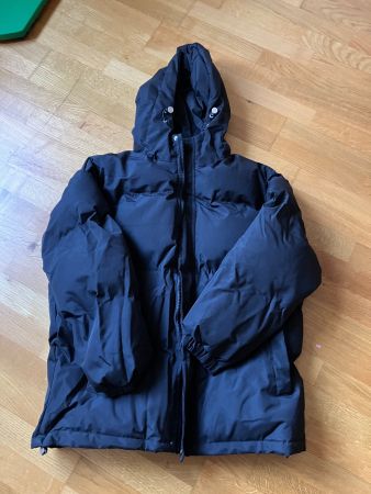 Winterjacke, Grösse M, schwarz, warm gefüttert