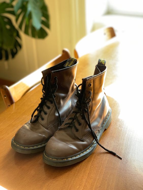 Dr martens Braun Size 9 Gr sse 43 Kaufen auf Ricardo