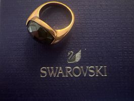 Schöner Swarovski Ring Farbe gold & grauem Stein, Grösse 56