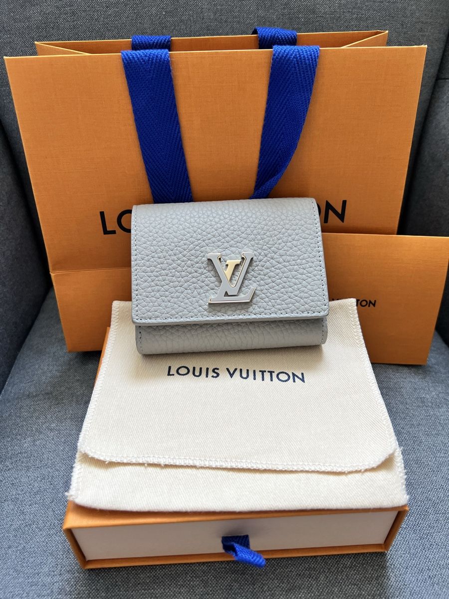 Louis Vuitton Portemonnaie: Louis Vuitton Capucines Tiny Portemnnaie - NEU – Neu und originalverpackt aus Amriswil von Austinn