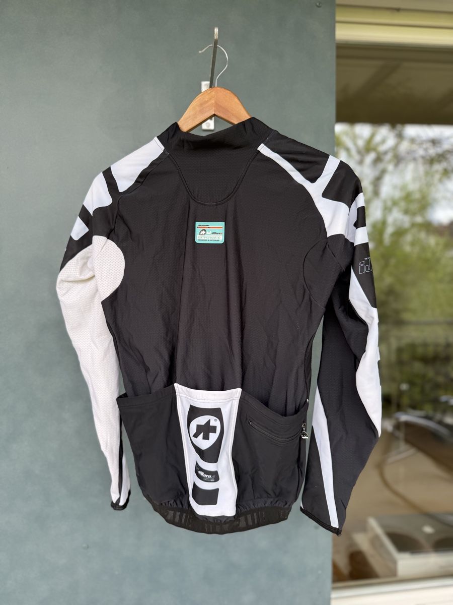 Assos Jacken: ASSOS Velo Jacke Grösse M 🚴🏻‍♂️ – Gebraucht aus Uster von Flummi 6