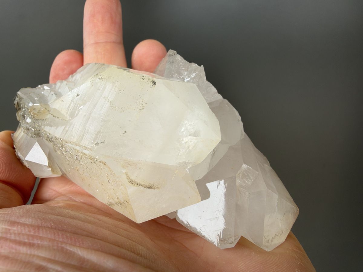 Minerali & Pietre curative: Quarz Piz Beverin – Usato da Oberuzwil venduto da Crystall0 5