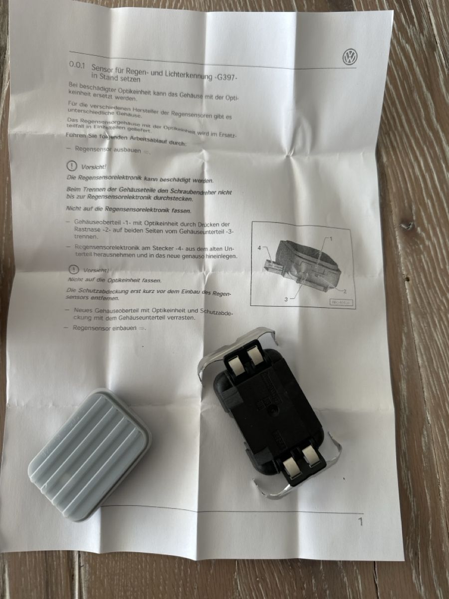 Volkswagen Alle Autoersatzteile: Volkswagen RSHD41 Regensensorhalter neu – Neu und originalverpackt aus Safenwil von Whoopie1 4
