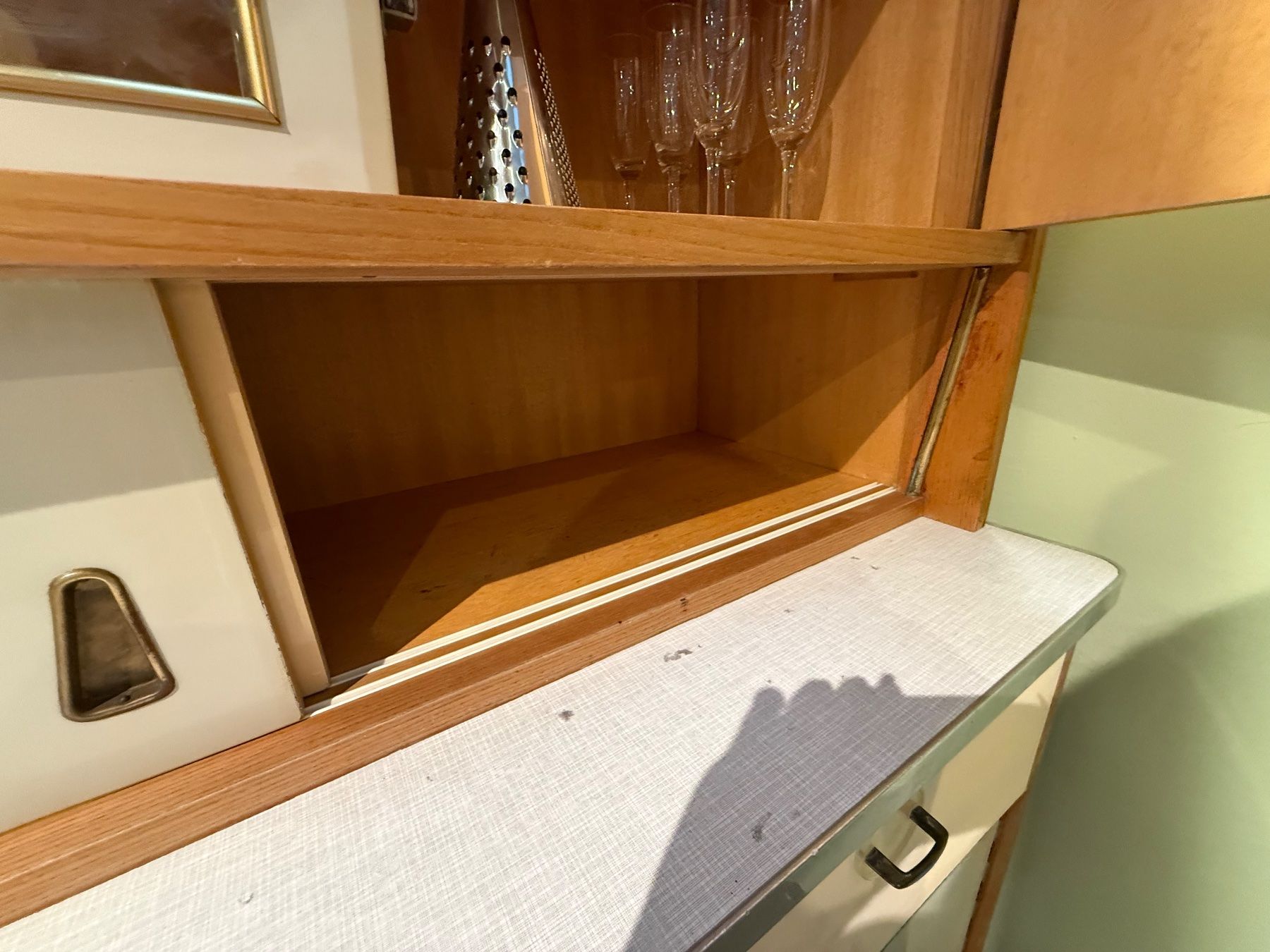 Büffets: Rockabilly Küchenbuffet – Gebraucht aus Fulenbach von Annie.s_Mid_Century 8